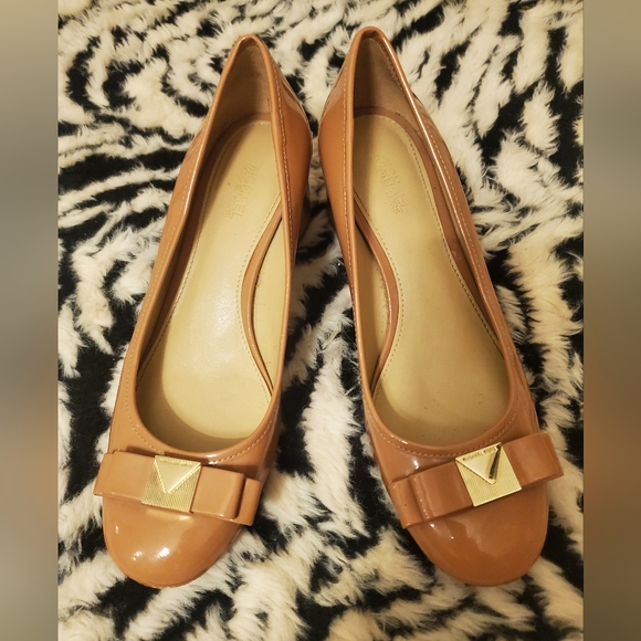 Michael kors shoes - Picture 1 of 4